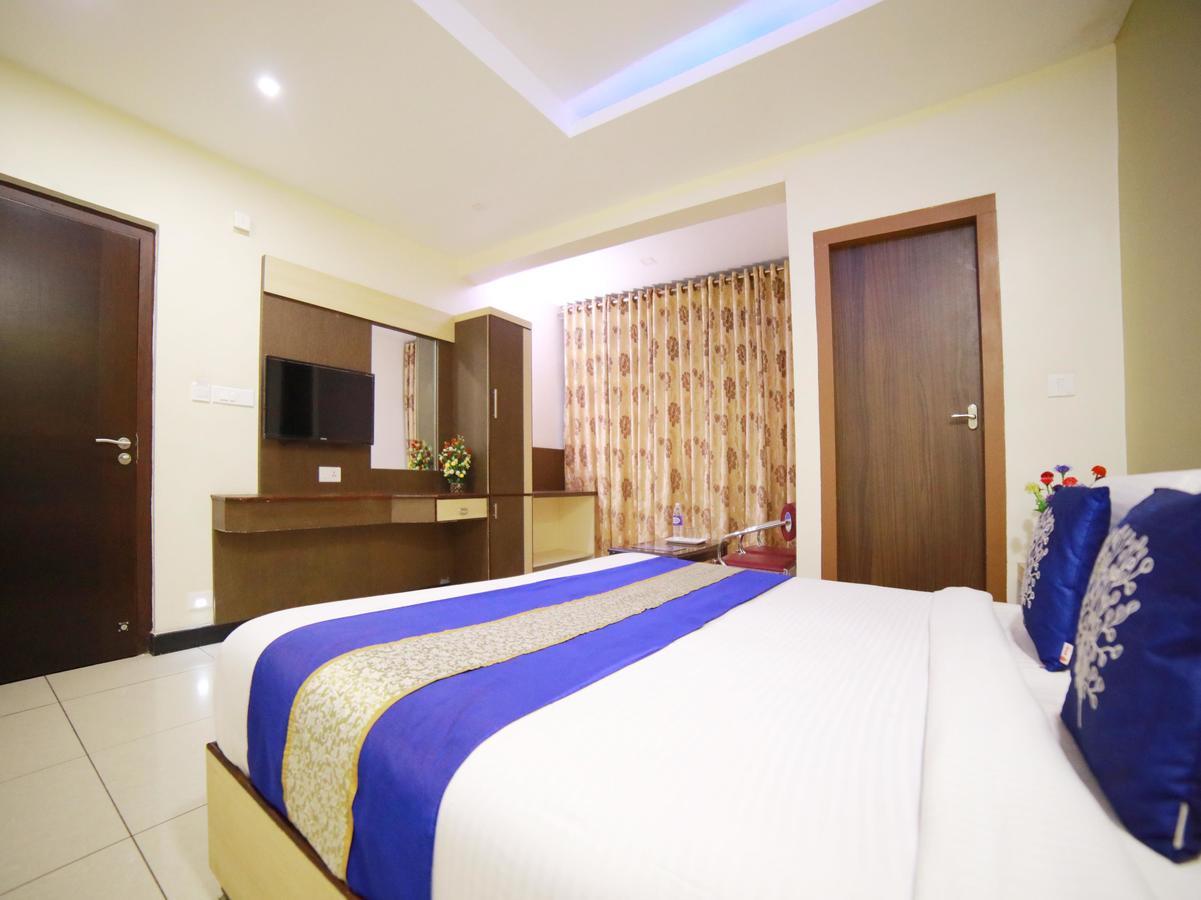 Oyo 8588 Rainbow Inn Munnar Bagian luar foto